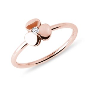 Prsten z růžového zlata s trojlístkem a diamantem KLENOTA