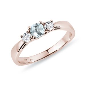 Prsten s akvamarínem a diamanty v růžovém zlatě KLENOTA