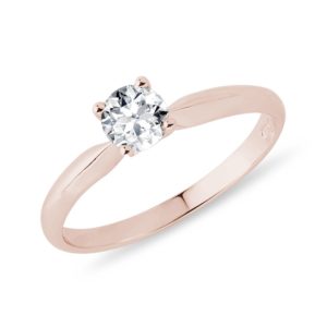 Zásnubní prsten z růžového zlata s 0