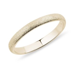 Originální pánský prsten ze žlutého zlata KLENOTA