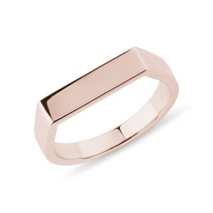 Široký prsten na malíček s ploškou v růžovém zlatě KLENOTA