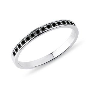Prsten z bílého zlata s černými diamanty KLENOTA