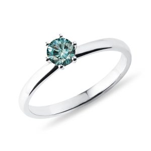 Prsten z bílého zlata s modrým diamantem KLENOTA