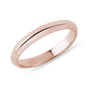 Pánský prsten z růžového zlata se zakřiveným profilem KLENOTA