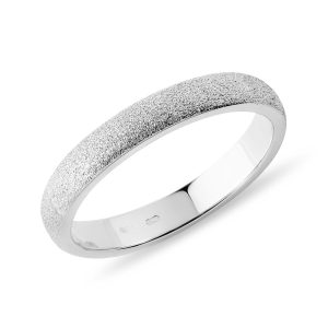 Dámský snubní prsten stardust z bílého zlata KLENOTA