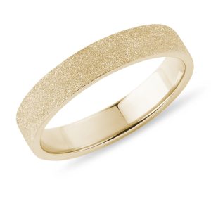 Pánský snubní prsten ze žlutého zlata KLENOTA