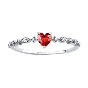 Stříbrný prsten Gertie ve tvaru srdce s Brilliance Zirconia DCC08022RR
