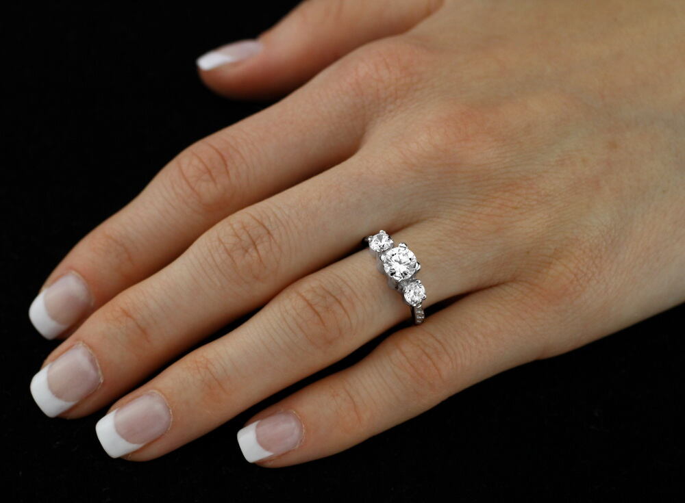 Stříbrný prsten VIA se Swarovski® Zirconia JJJR0801 - Obrázek 2